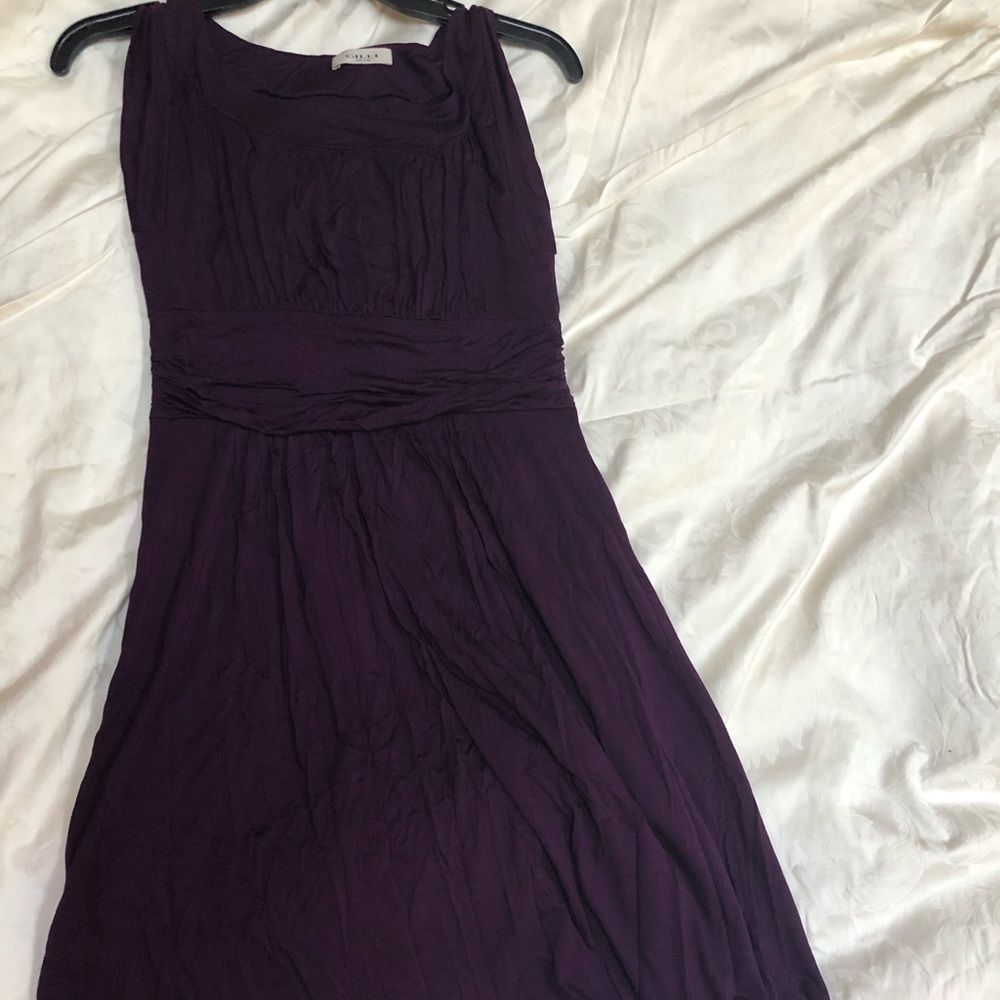 Dress - Picture 4 of 4